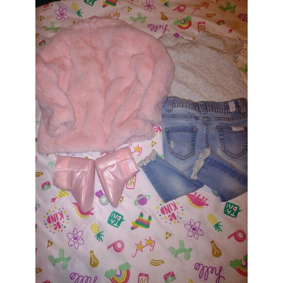 7 for All Mankind 12 months Girl Bundle - Picture 9 of 9